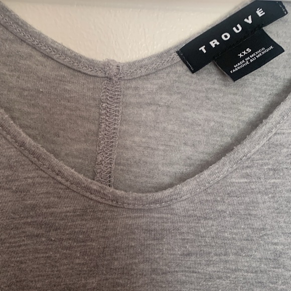 Women’s Trouvé tee size XXS. Color grey. Extra long back and shorter in front. - Picture 2 of 6